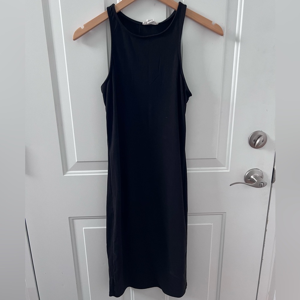 Black bodycon midi dress